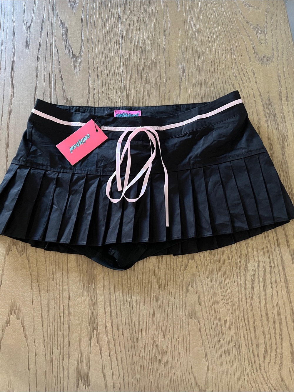 NWT edikted Seline Ribbon Trim Mini Skirt - size small